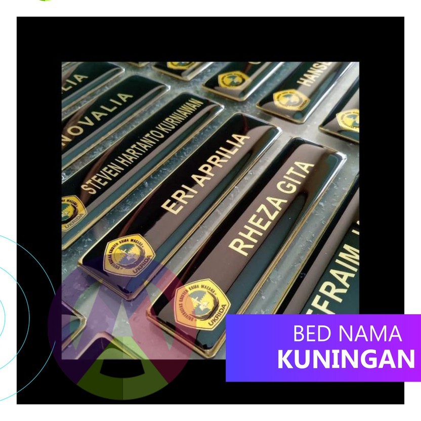 Nama Dada / Name Tag Kuningan