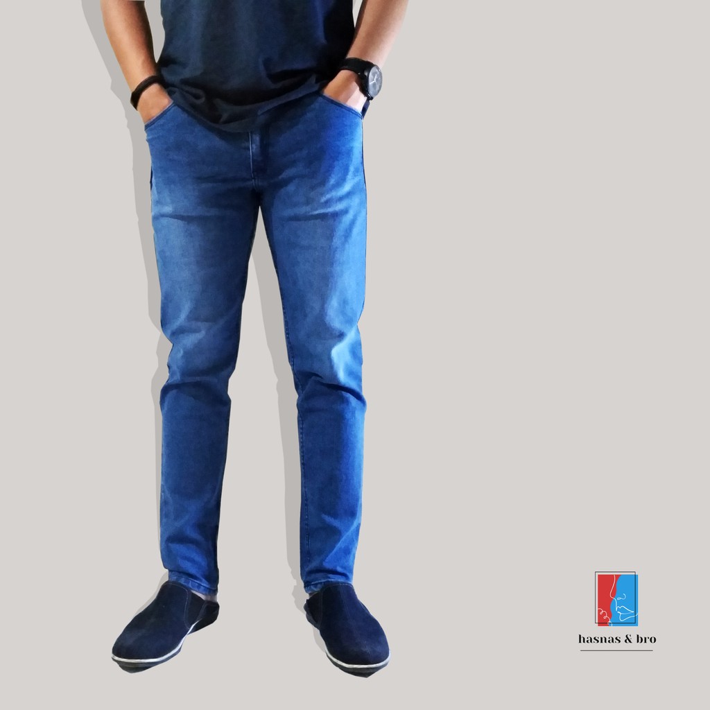 CELANA JEANS PANJANG PRIA Slim Fit/ Slim Straight - Blue Jeans/ Blue Wash