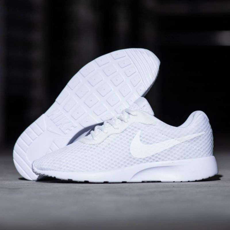 Nike Tanjun &quot;All White&quot;