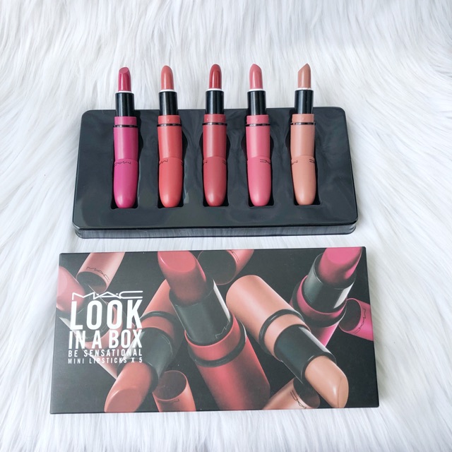MAC LOOK BOOK NUDE / LIPSTICK PADAT MATTE SET