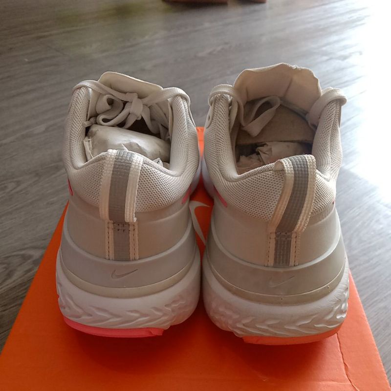 sepatu Nike WMNS Nike React Miler CW1778 010