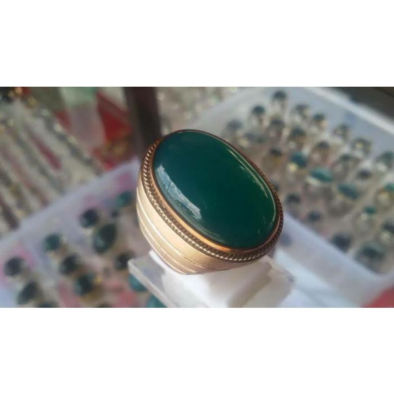 Batu cicin bacan doko