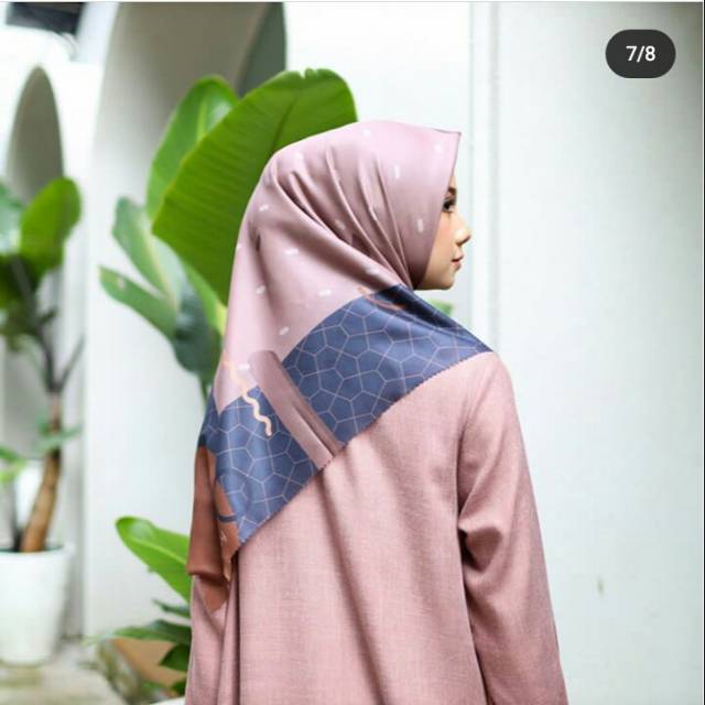 Scraft deenay,kerudung deenay,khimar,kerudung motif,kerudung segi empat