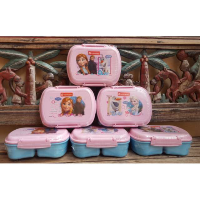 Kotak makan Frozen