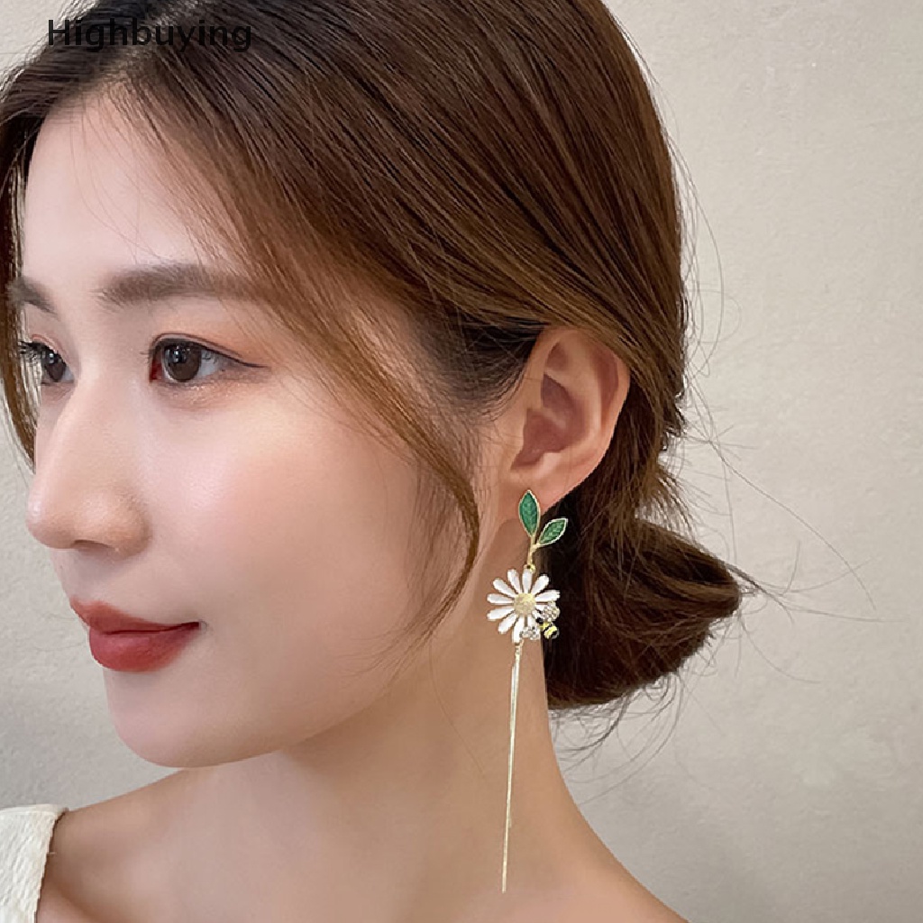 Hbid 2022 Anting Tusuk Bentuk Bunga Daisy / Lebah / Kupu-Kupu Hias Zircon Gaya Korea Untuk Wanita Butterfly