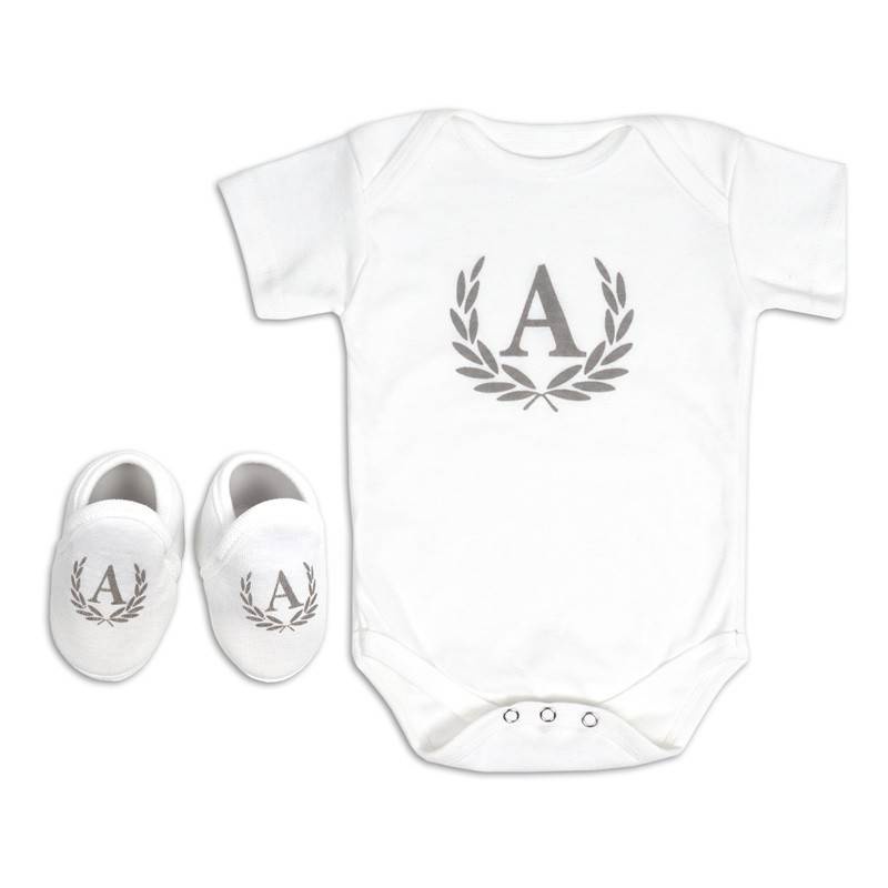 Set Bodysuit + Sepatu Inisial - Jumper Baby Huruf Nama