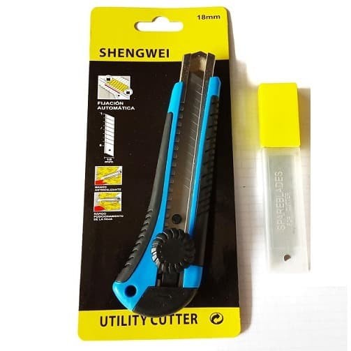 

Cutter besar / cutter shengwei + Isi 3 pcs 18mm