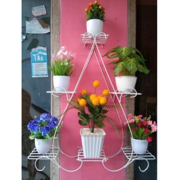 Rak bunga bentuk love