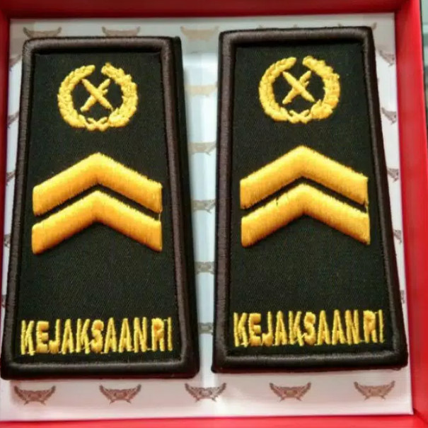 

Promo !!! Terbaru pangkat KEJAKSAAN GOLONGAN 2B (Bordir) Sedia juga perlengapan kantor, pesta, buku