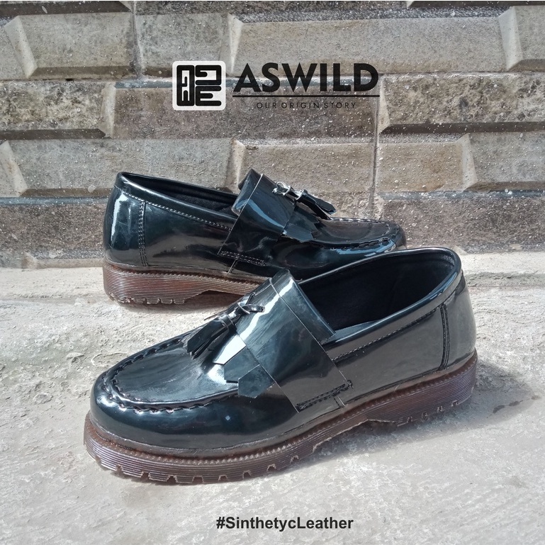 Sepatu Loafer pria terbaru Loafers Slip On Hitam /  -  Loafer Woman - Sepatu Loafers Wanita Tassel