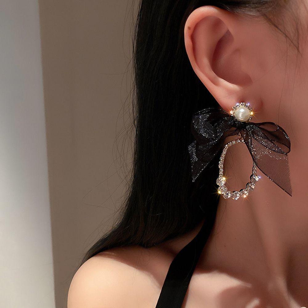 Lily Anting Wanita Mutiara Perhiasan Trendy Elegan