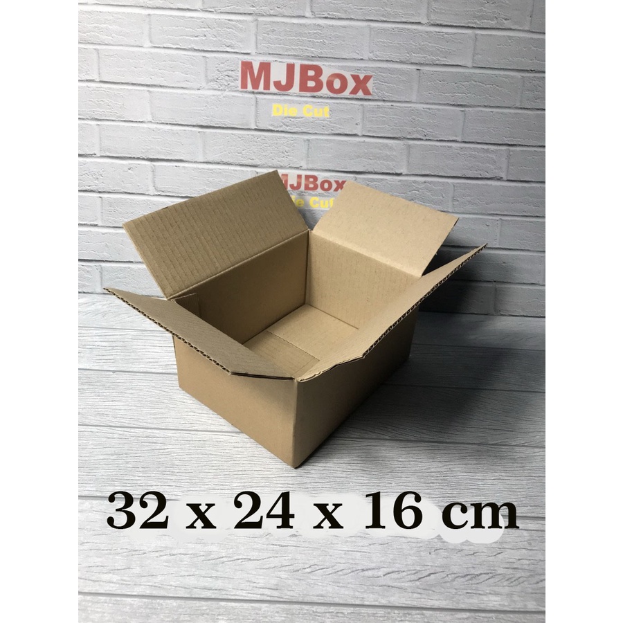 

kardus karton box Uk. 32x24x16 cm....ST untuk packing