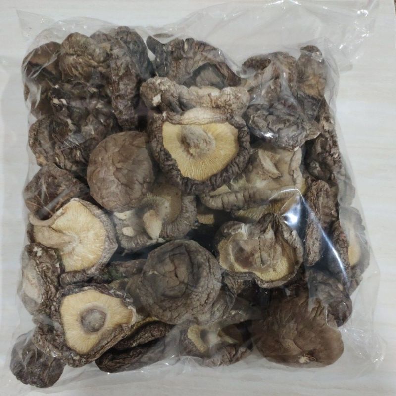 

hio ko / hioko / jamur Shitake 250 gram ukuran 4 - 5 cm