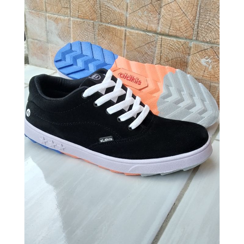 Sepatu Pria Casual Sneakers Cowok Original Kets Kasual Murah Buat Gaya Aldhis SG10 Hitam Black