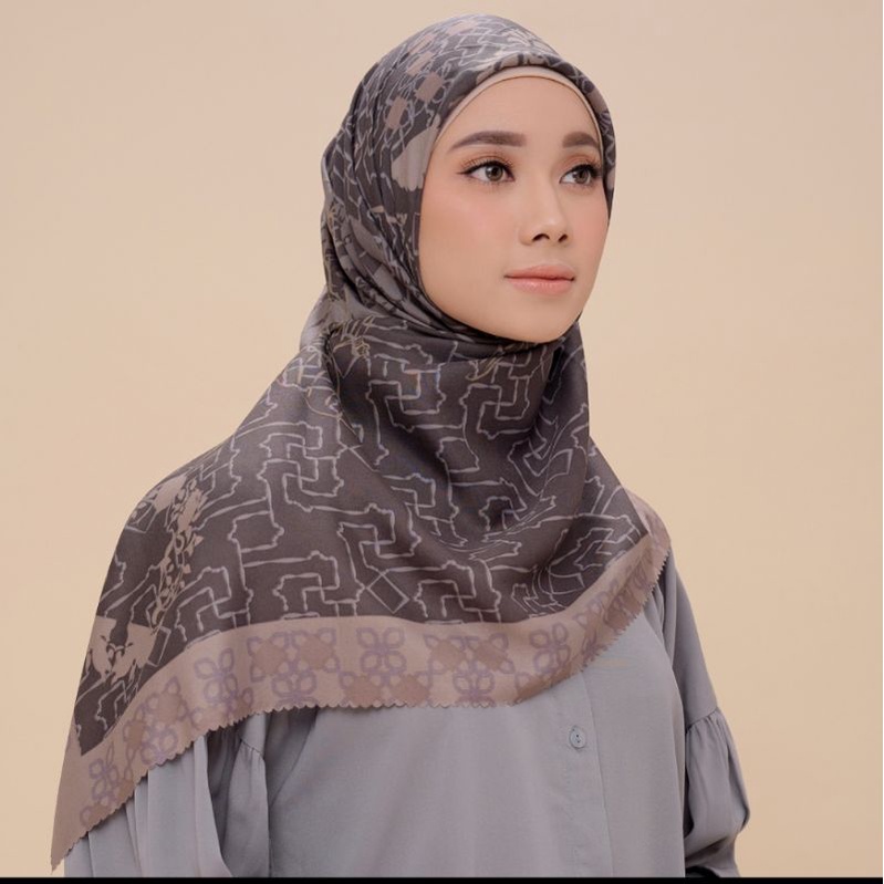 hijab jilbab segi empat motif zm zaskia mecca cendana truffle