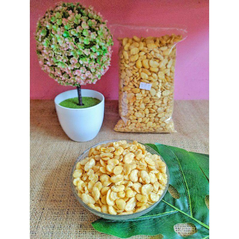 

kacang koro kupas jaipong 250 gram / makanan ringan kacang jaipong