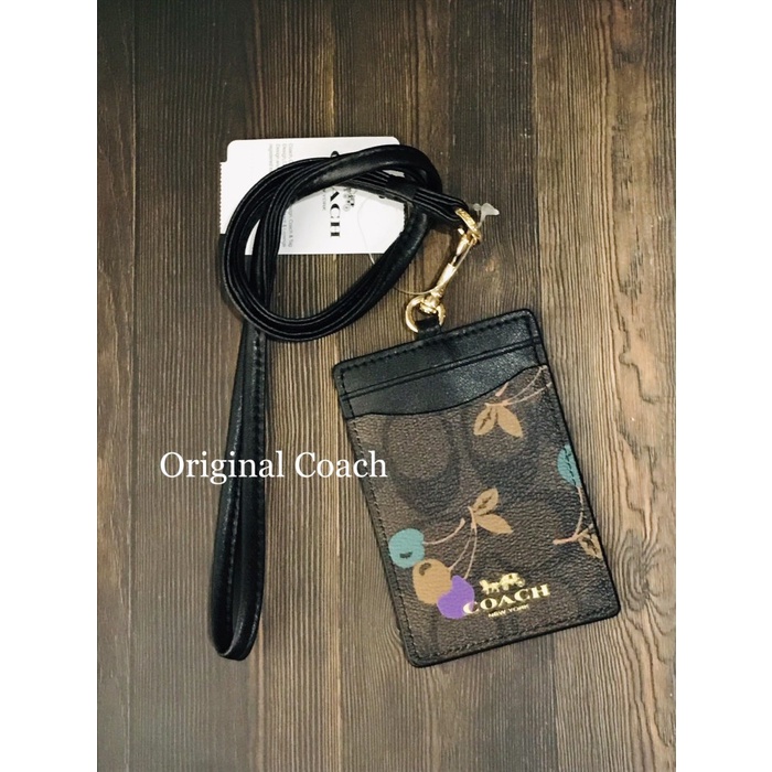 

Wow Coach Id Lanyard Original Classic Cherry Bergaransi