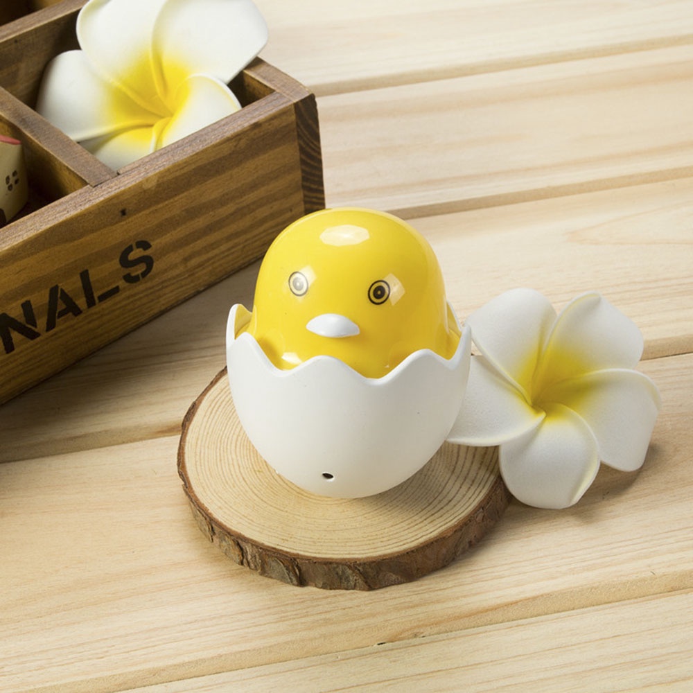 【COD Tangding】Little Yellow Duck Light Controlled LED Night Light Decorative Lamp Bed Feeding Lamp