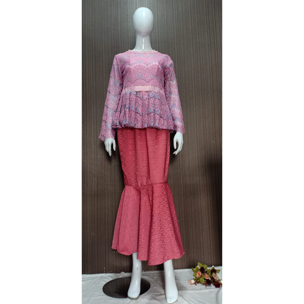 SALE OBRAL NEW BSD ROK DUYUNG BATIK /KEBAYA MURAH/SETELAN BATIK/KEBAYA MODERN FULL PURING RUMAH KEBAYA BANDUNG RUMAH SONGKET BANDUNG