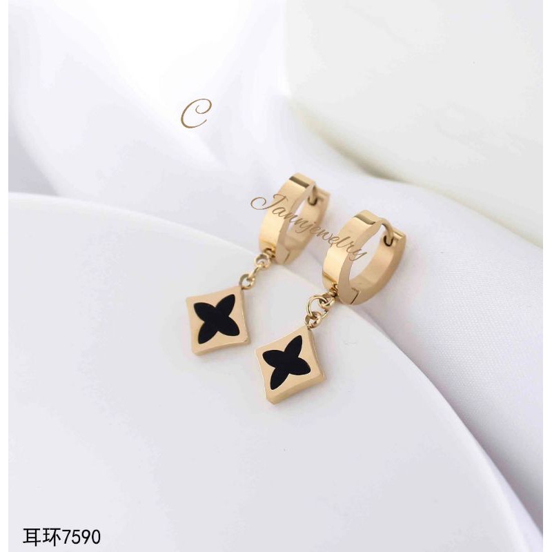 Anting Asli Titanium Fashion Korea Simple Anti Karat &amp; Alergi