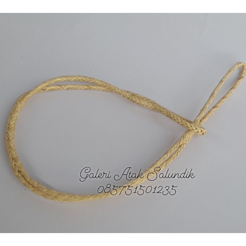 Tali Belawit/ Blawit/ Kawit Tali Dua untuk Mandau