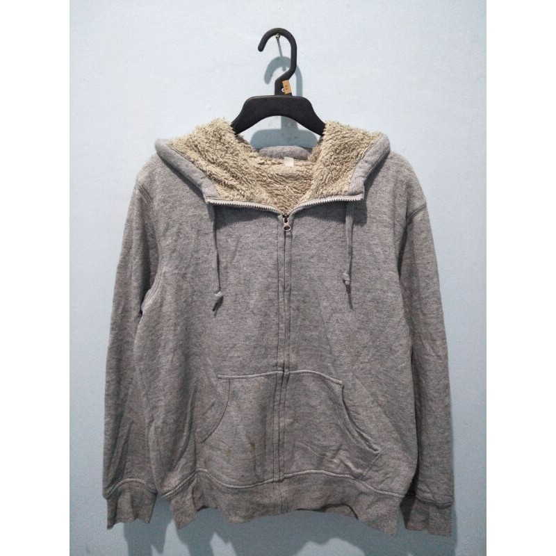 jaket zipper hoodie uniqlo sherpa bulu second original abu2