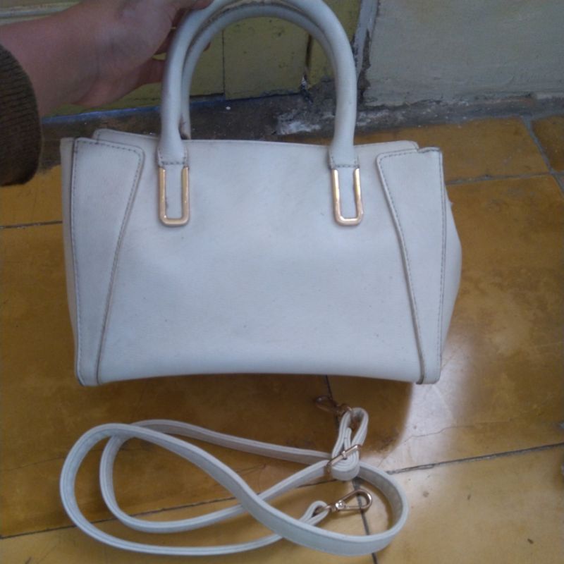 [preloved] Tas wanita putih merek fladeo
