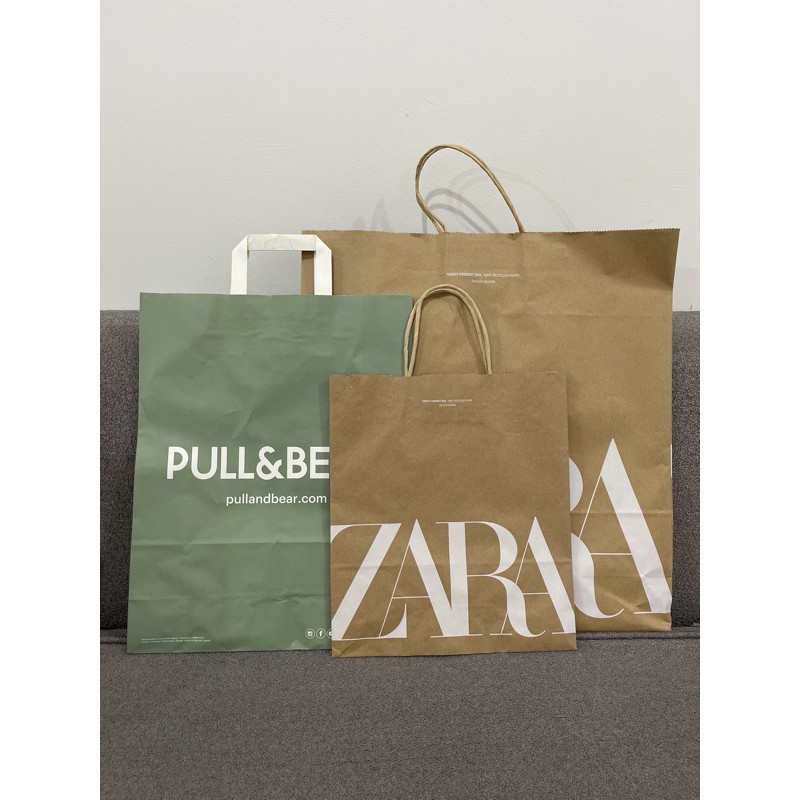 

Pull & Bear Zara paper bag original Mall indo kondisi cukup ok