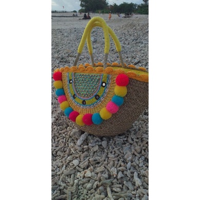 Tas anyaman bali mendong tas pantai kerajinan rotan Bali