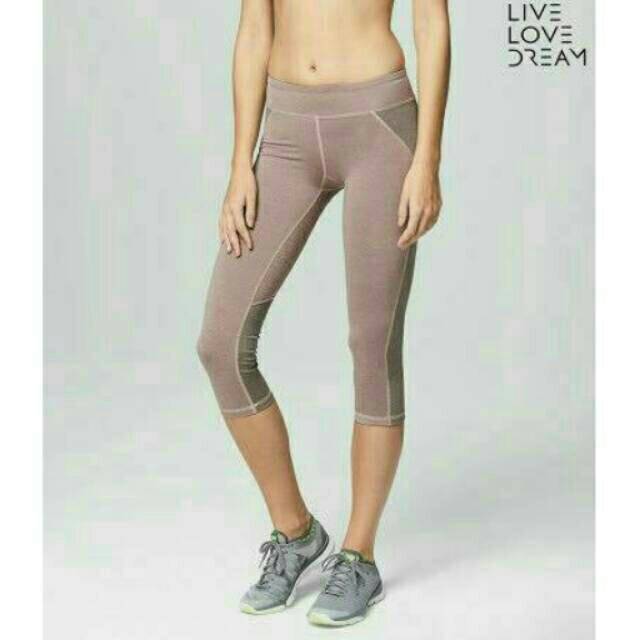 (XS capri) Yoga Sport Legging Live Love Dream by Aeropostale