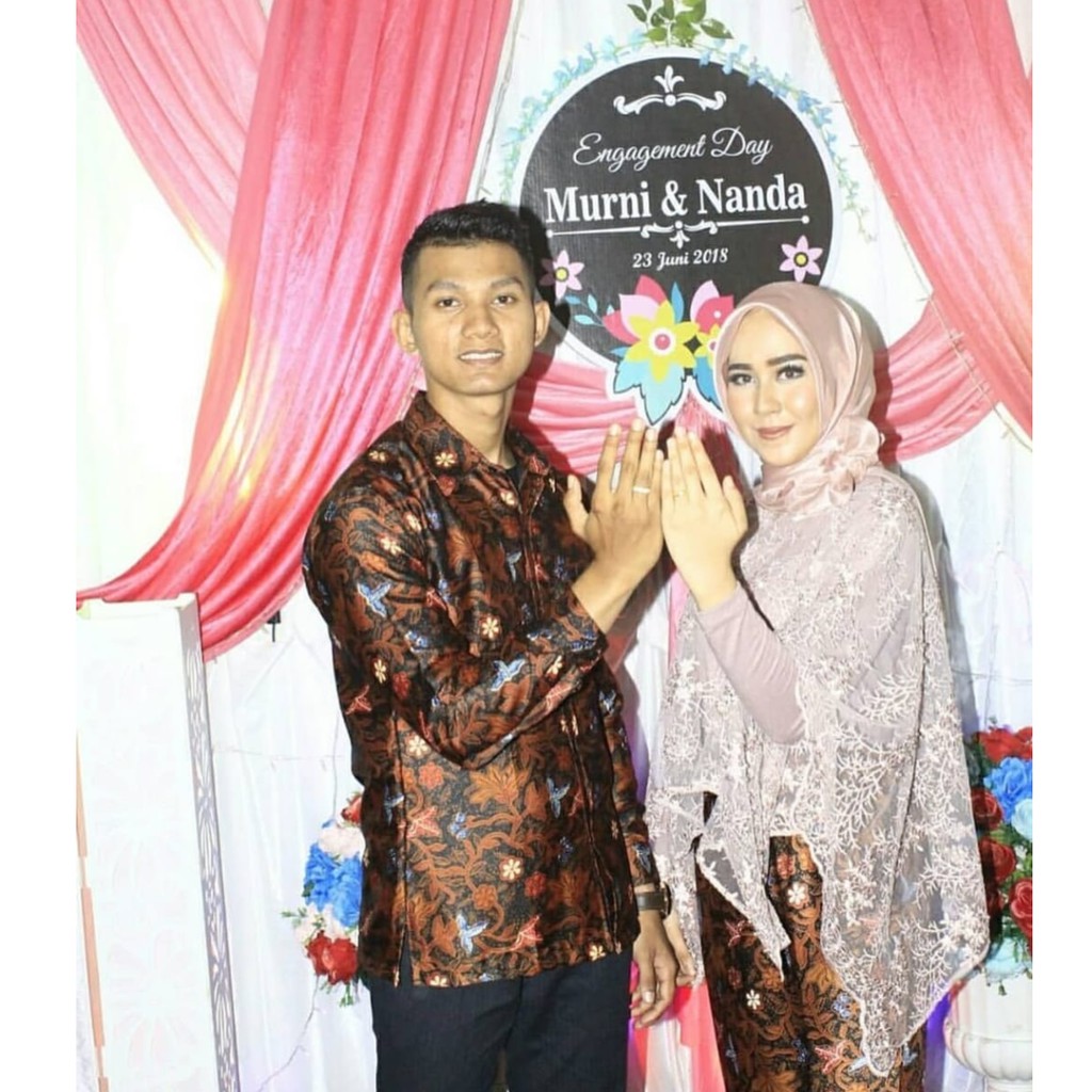 Couple Kebaya Pesta Lamaran Sarimibit Kemeja Cowok Panjang Rok Duyung Cantik Kebaya Couple Murah Shopee Indonesia