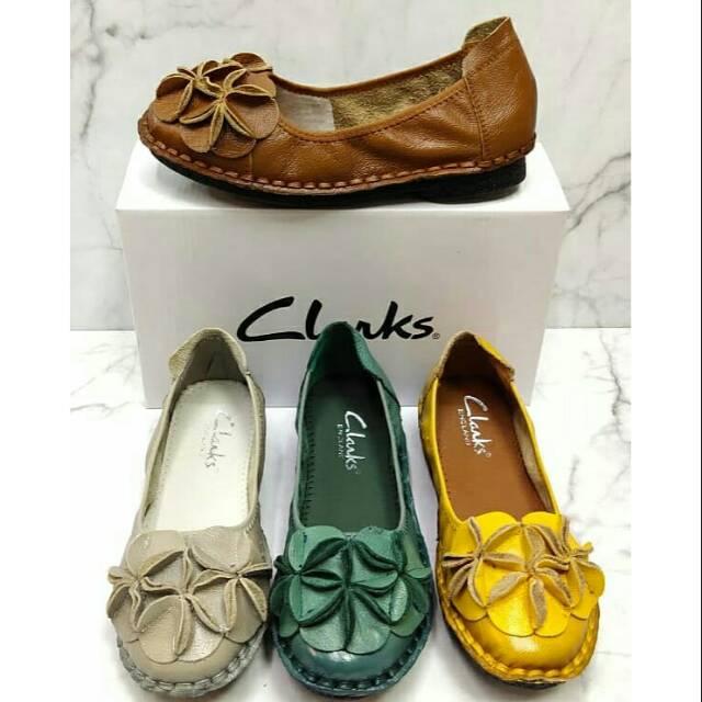 Sepatu clark