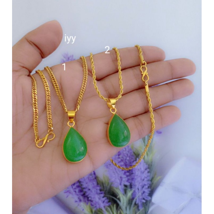 Kalung titanium liontin giok perak lapis emas