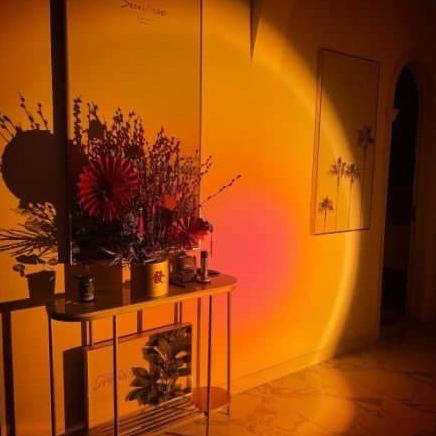 Lampu Tiktok Sunset Proyektor Led Pelangi Kamar Tidur / Ruang Tamu Richrichstor