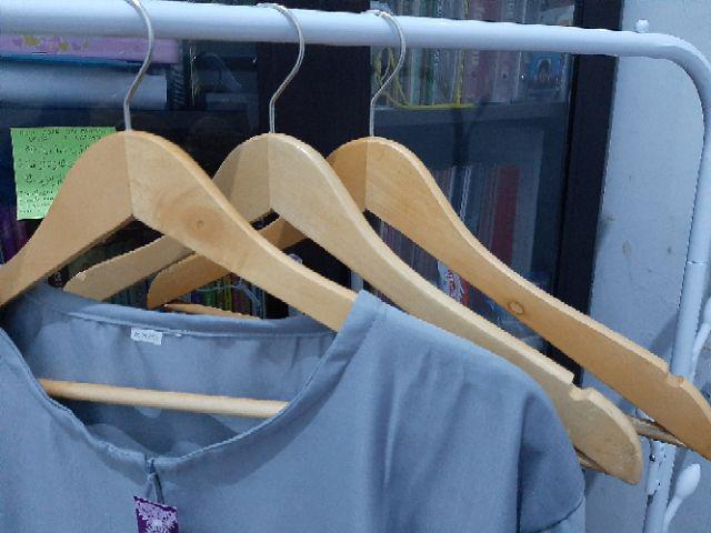 Hanger Kayu Palang Dewasa (wood) Warna Natural Gantungan Baju