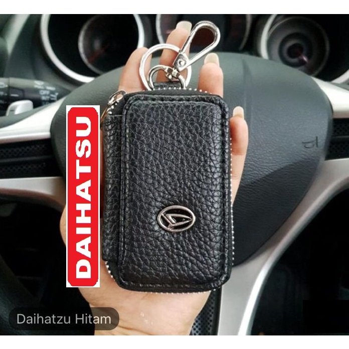 Gantungan Kunci Dompet STNK SEGIEMPAT Mobil DAIHATSU Warna Hitam Dan Brown Untuk Mobil/ Motor All Type Toyota Nissan Mitsubishi Honda Suzuki Exclusive