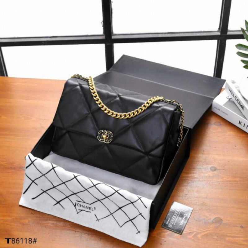 T861118 Chanel 19 Large Flap Bag