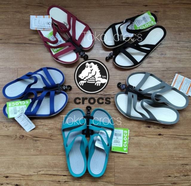 Crocs maryjane sandal swiftwater woman/Crocs swiftwater / Sendal wanita crocs