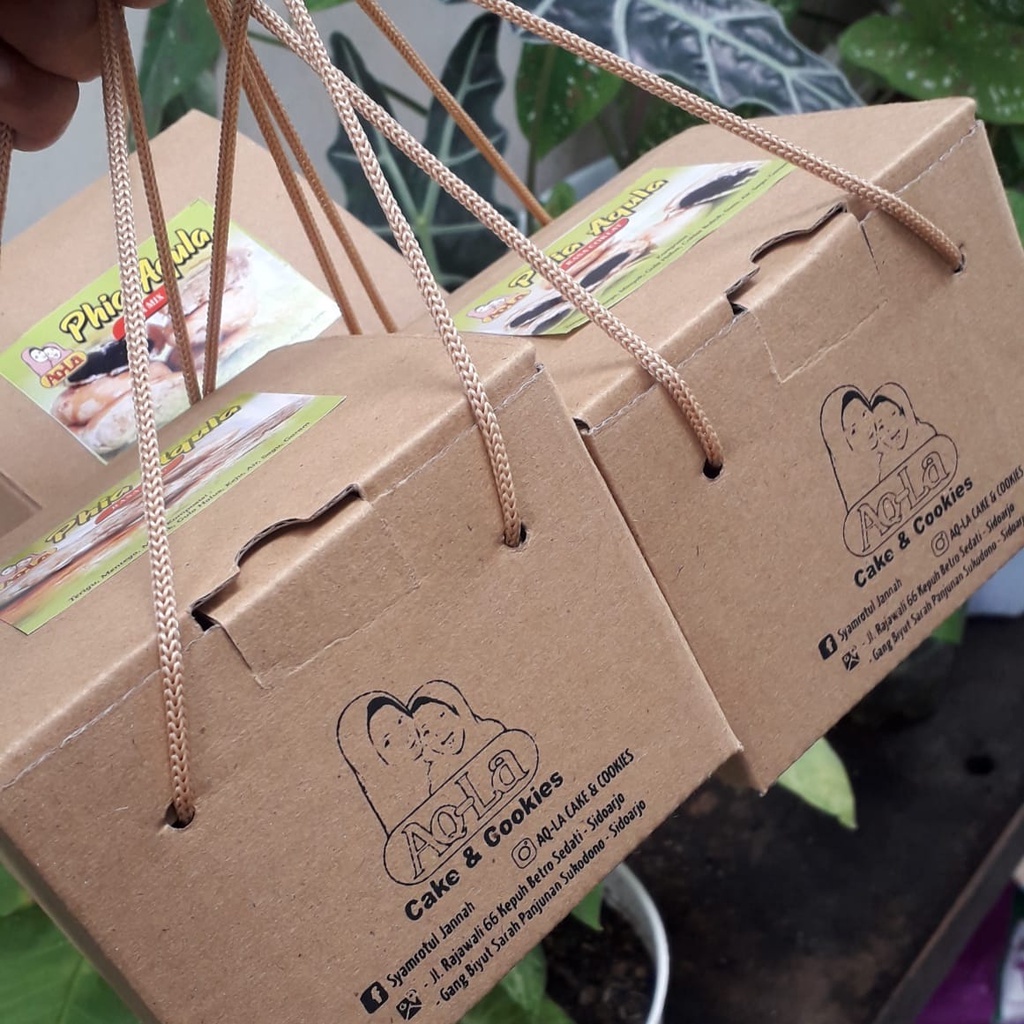 

Dus Custom | Box Custom | Packaging Souvenir | Cetak Dus Box Custom | Ukuran Bebas | Desain Bebas