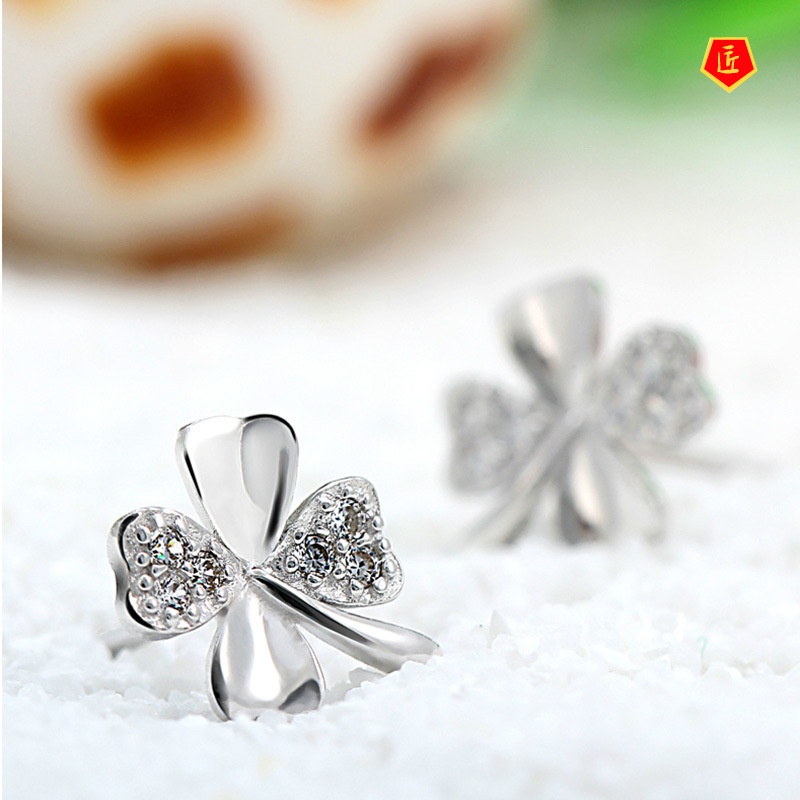 [Ready Stock]Women's Simple Lucky Four-Leaf Clover Stud Earrings