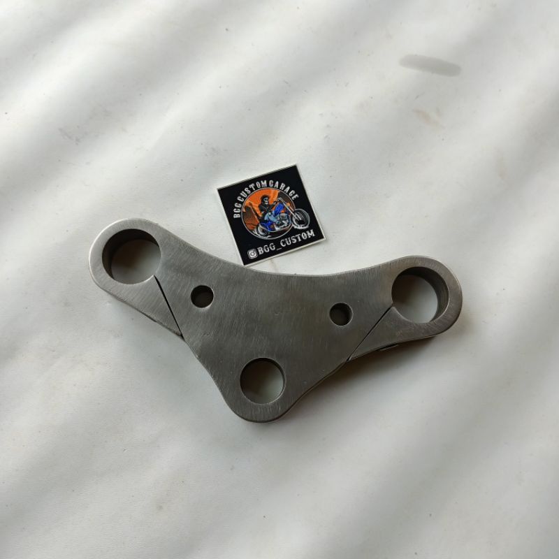 Segitiga  Custom . T atas  . Segitiga Custom PNP GL , Tiger , Mega Pro