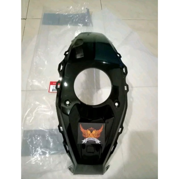cover body tutup tangki tsngky tengah new CBR 150 r k45r 2021 ori ahm