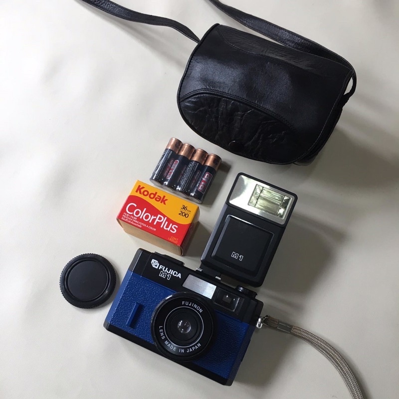 FUJICA M1 blue + Flash M1 + Kodak colorplus 200 + battery, kamera analog 35mm