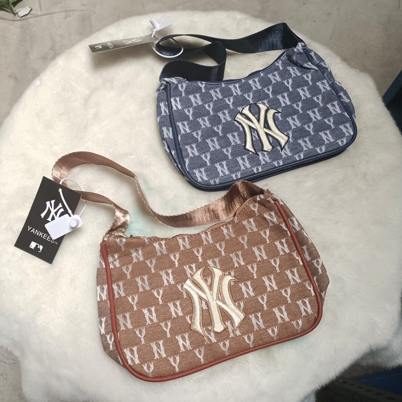 SZA8110 Tas MLB Monogram Jacquard Hobo Bag Korea Kekinian Banget Lagi Hits Terbaru Termurah Tas Wanita Import Shoulder Bag NY New York Yankees Handbag Ready Jakarta