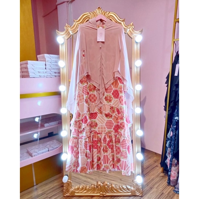 Fatimah Flowers Peach by YS Signature