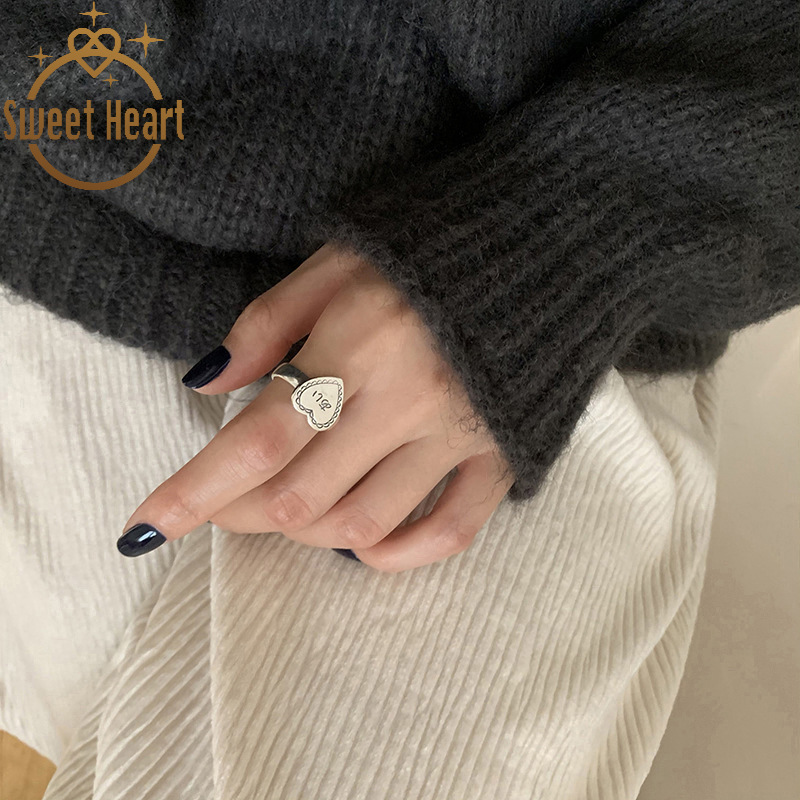 Cincin Model Terbuka Bahan Alloy Desain Hati Gaya Vintage Adjustable Untuk Wanita