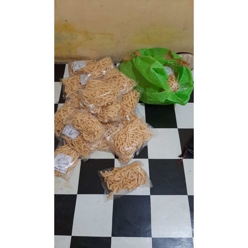 

Kerupuk udang / kleteng udang