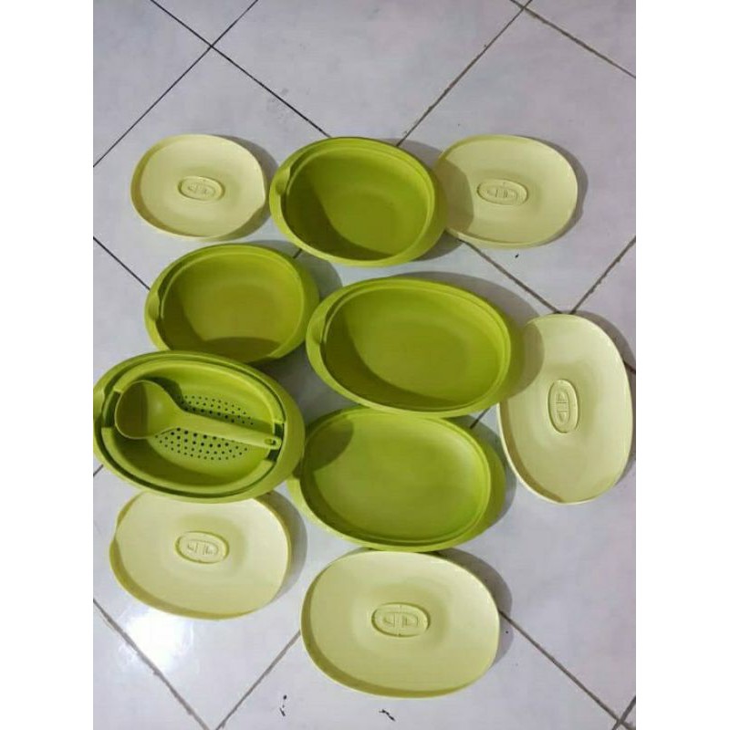 petite blossom tupperware preloved