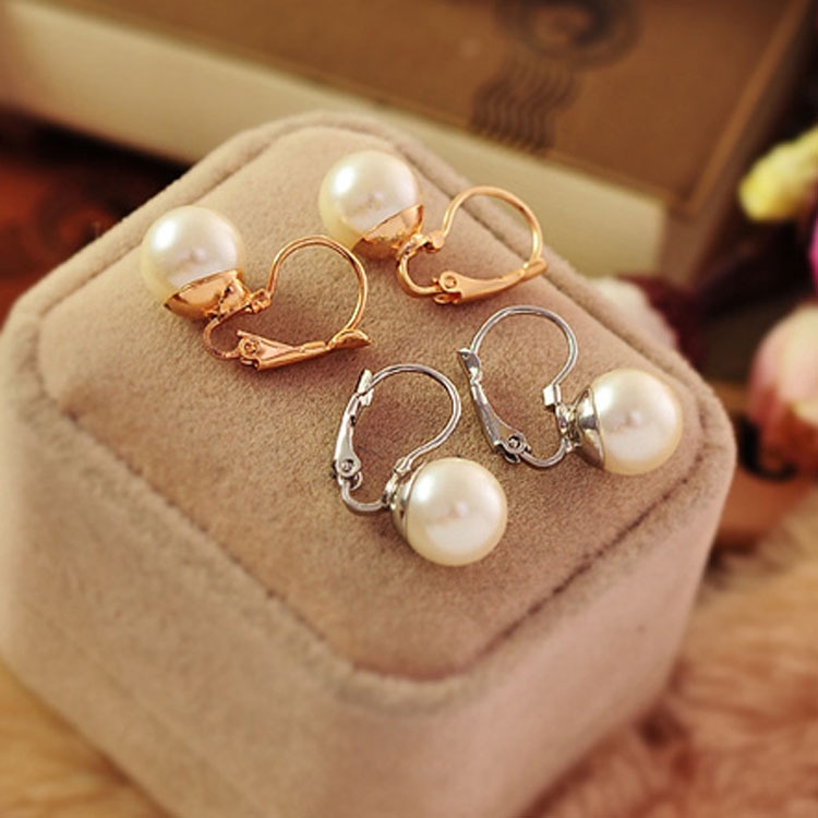 Korean fashion simple pearl earrings new Korean star earrings female pearl inlay