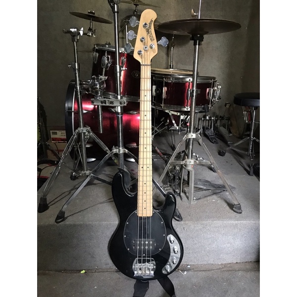 bass ernie ball musicman sterling lokal + hardcase